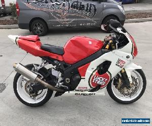 SUZUKI GSXR 1000 GSXR1000 11/2003 MODEL  CLEAR TITLE PROJECT MAKE AN OFFER