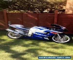 Suzuki Gsxr 600 k1  * Ideal New pass first Big bike!! 