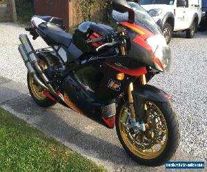 aprilia rsv 1000 mille r