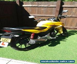 125cc honda motorbike