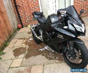 suzuki gsxr 750 K8 09