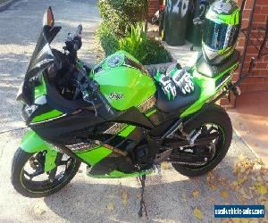 Kawasaki ninja 300 SE ABS