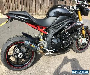 Triumph Speed Triple R 1050 ABS 