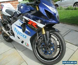 Suzuki GSXR 750 K4