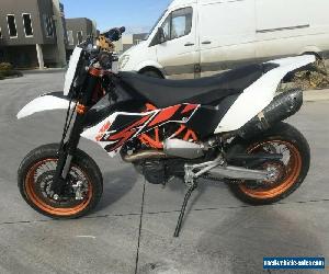 KTM 690 SMC SUPER MOTARD 12/2016 MODEL 9508KMS PROJECT MAKE AN OFFER