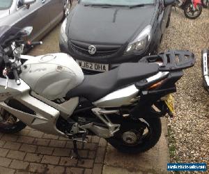 2003 HONDA VFR 800 A-3 SILVER 36,000 miles MOTD July 2016  no reserve 