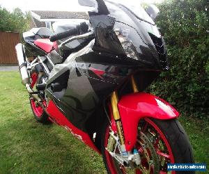 APRILIA RSV 1000 R ONLY 7KMLS 2 OWNERS STUNNING BIKE PART EXCHANGE DELIVERY POSS