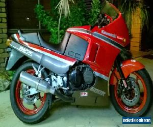 kawasaki GPX600R (zx6r)  1990 road bike, been restored and has been registered B