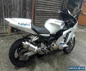 Kawasaki Ninja ZX12R 1200cc  2001 