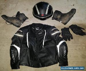 Kawasaki Ninja 250 CC Motorcycle + Extras