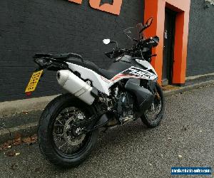 KTM 790 Adventure white 2019 Low miles, low reserve, excellent value.