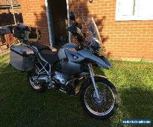 BMW R1200GS, 2006 complete with BMW Aluminium panniers.