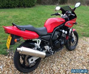 Yamaha Fazer 600 - very low mileage