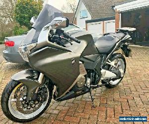 Honda VFR1200F 2014 manual