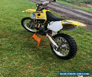 SUZUKI RM 250