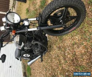 Honda cb400n superdream scrambler