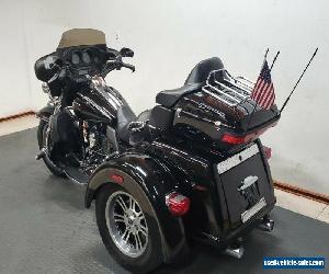 2012 Harley-Davidson Trike FLHT, FLHTC, FLHTCU, FLHTCUTG, Trike