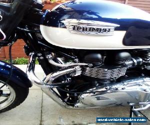 Triumph bonneville SE 2012 immaculate condition very low millage