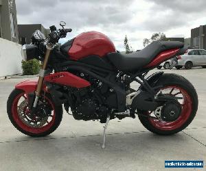 TRIUMPH SPEED TRIPLE 1050 01/2011 MODEL 18915KMS PROJECT MAKE AN OFFER