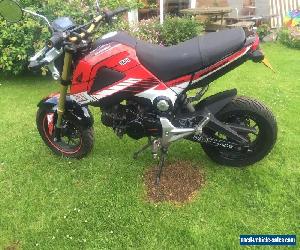 HONDA MSX 125 2014 GROM 2700 MILES WITH YOSHIMURA DECALS