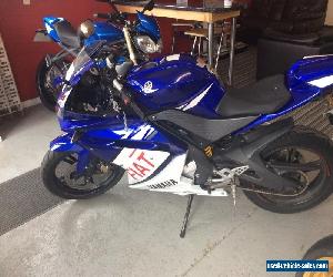 2010 YAMAHA YZF R125 -LOW MILEAGE