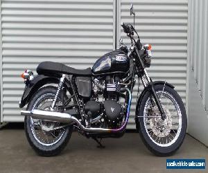 TRIUMPH BONNEVILLE 860