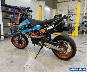 2013 KTM 690 SMC R - SUPERMOTO - MOTORBIKE 