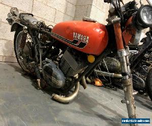 Yamaha RD350  Restoration Project Barn Find Classic Racer Cafe Racer