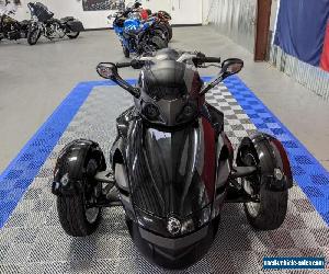 2016 Can-Am Spyder RS 3-WHEELER