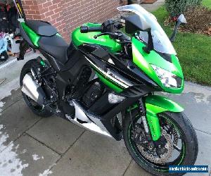 2015 65 plate Kawasaki Z1000SX and Colour matched panniers