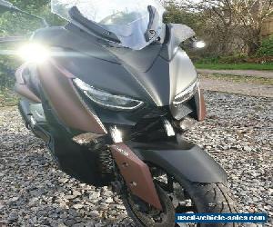 Yamaha Xmax 300