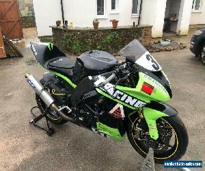 Kawasaki ZX10R track/race bike