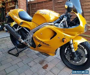 Triumph Daytona T595 