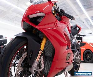 2018 Ducati Panigale V4 S