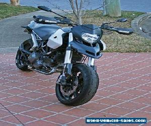 Ducati Hypermotard 796 2011