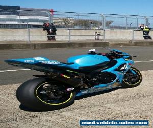 Suzuki GSXR 1000 K7 track bike