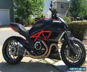 2013 Ducati DIAVEL CARBON RED