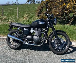 Triumph Bonneville T100 Black