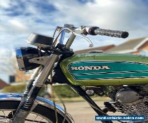Classic Honda CB125 1975 Green