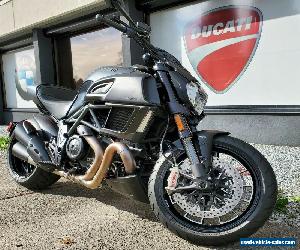 Ducati: Diavel