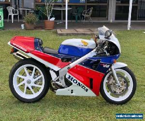 Honda VFR750r RC30 1987