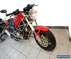 Ducati M900 Monster