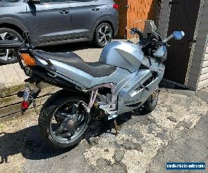 Aprilia: RST 1000 Futura