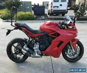 DUCATI SUPER SPORT S 05/2017 MODEL 27084KMS PROJECT MAKE OFFER