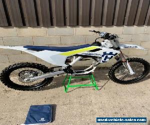 Husqvarna TC 250 rolling chassis