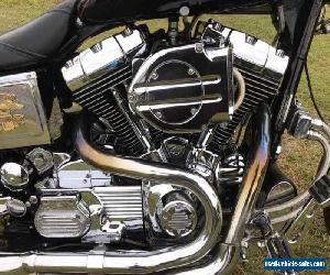 Harley Davidson Dyna wide glide 2002