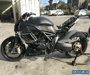 DUCATI DIAVEL 07/2013 MODEL  PROJECT MAKE AN OFFER