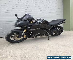 2011 HONDA CBR 600 FA-B BLACK LOTS OF EXTRAS