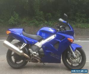 Honda VFR800Fi-Y 2000 (W) with good engine,running with MOT,for spares 