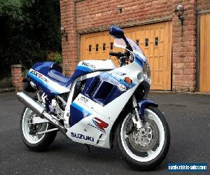 SUZUKI GSX-R 1100 HYPER SPORTS 1990 STUNNING CONDITION FUTURE CLASSIC SUPERBIKE 